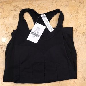 Fabletics Delta tank